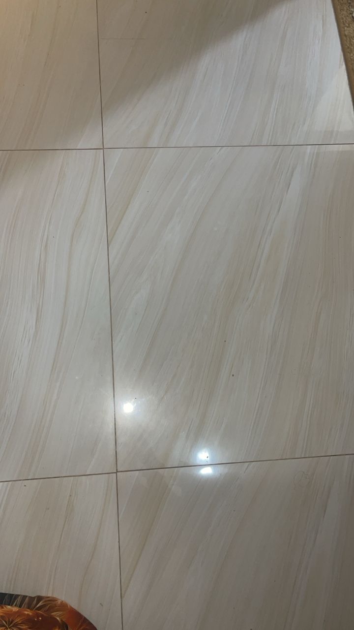 Tunu Mvua, 60×60 cm