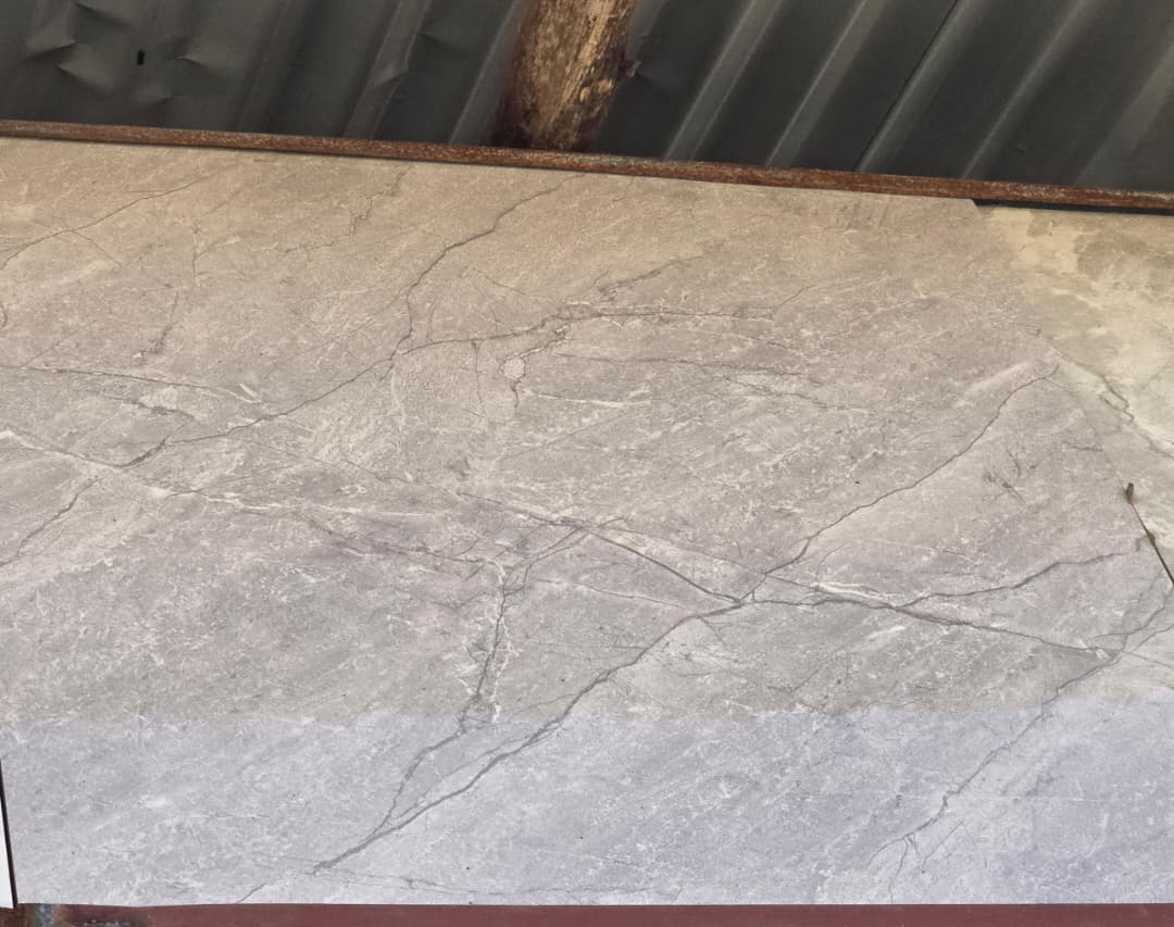 Tunu Anga, 60×60 cm